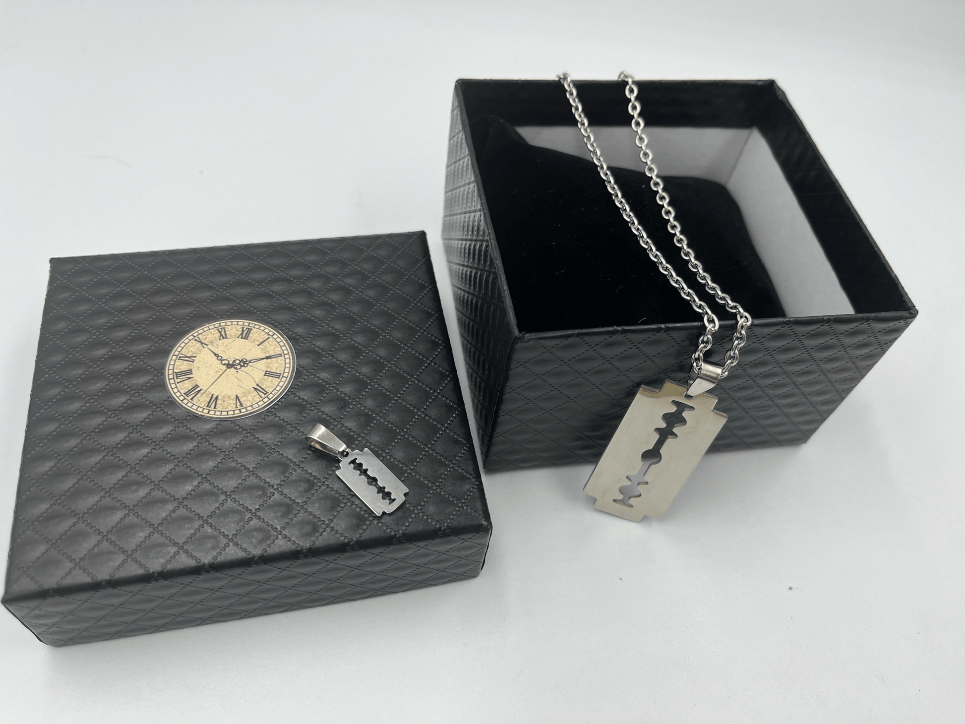 Stainless Steel Razor Blade 2 For 1 Pendant Set, Mini And Large - Steampunkgearsa