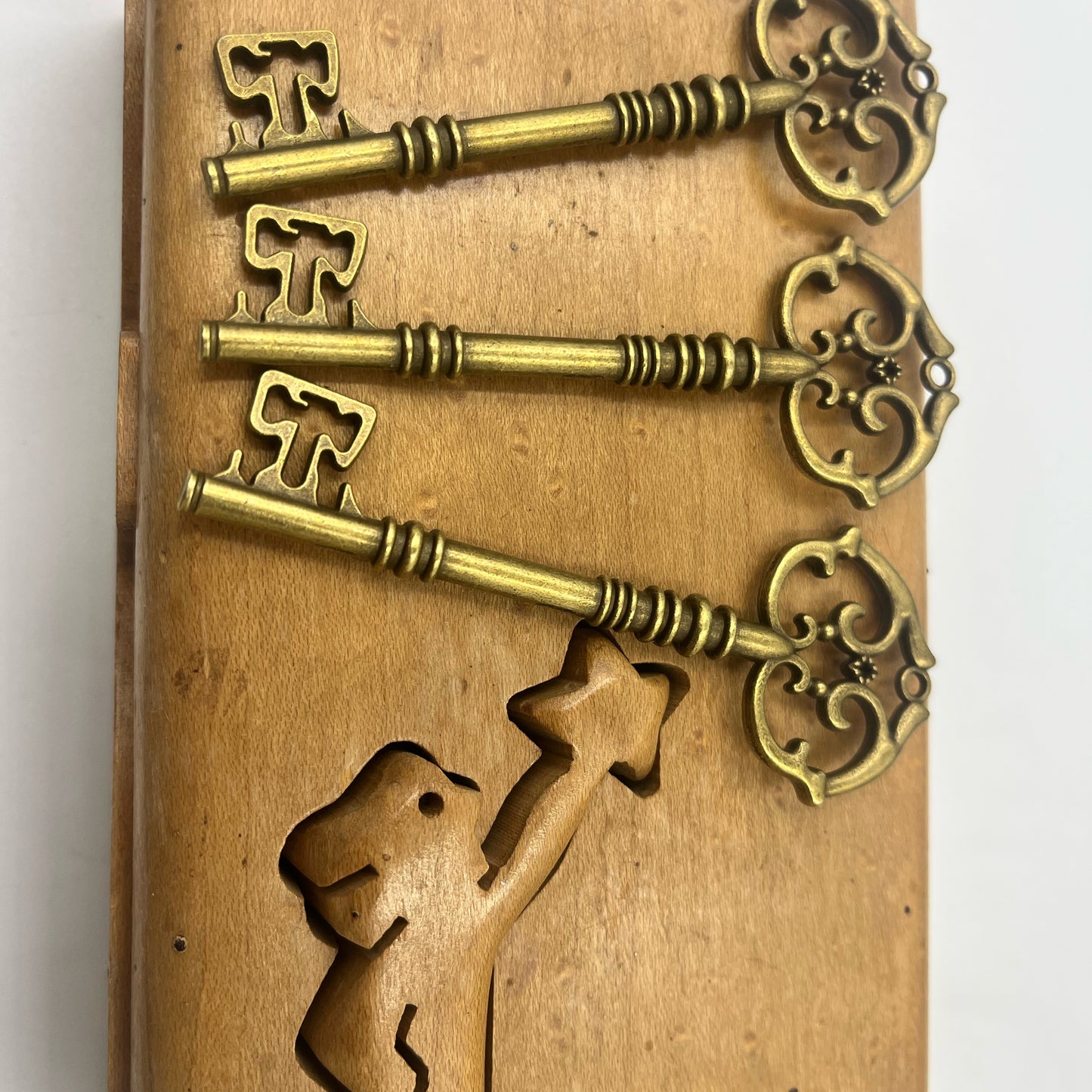 Set Of 3 units: Steampunk Metal Antique Style keys