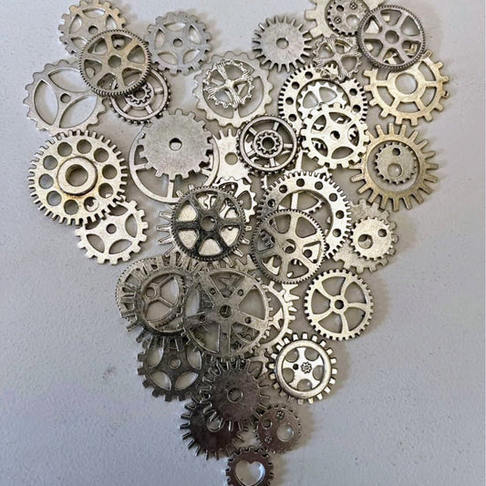Assorted steampunk gears in silver metal alloy- steampunk