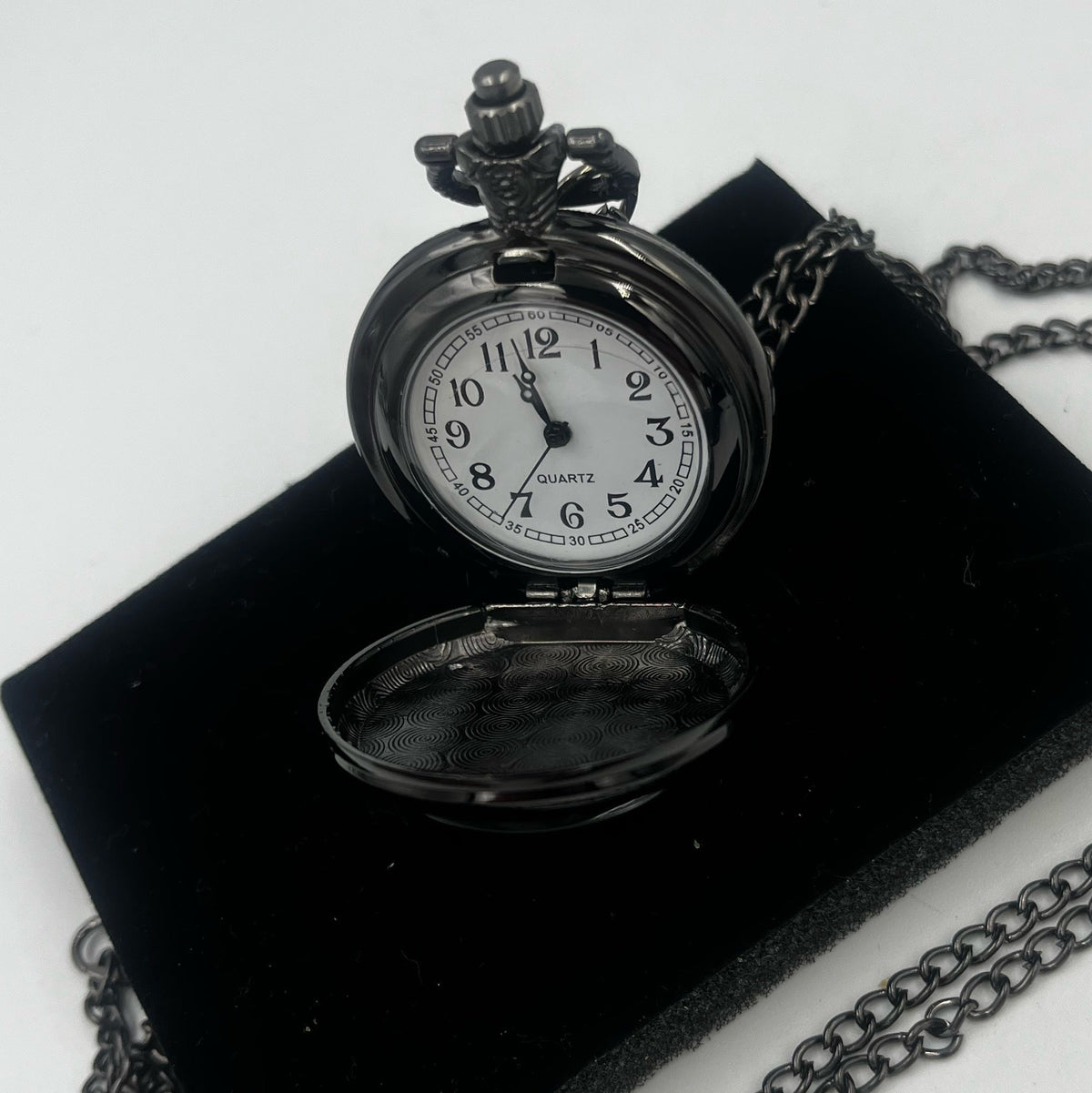 Black Goth cosplay pocket watch necklace-Steampunkgearsa
