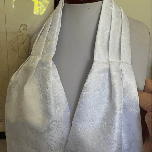 premium white paisley cravat ascot tie for formal occasions-Steampunkgearsa