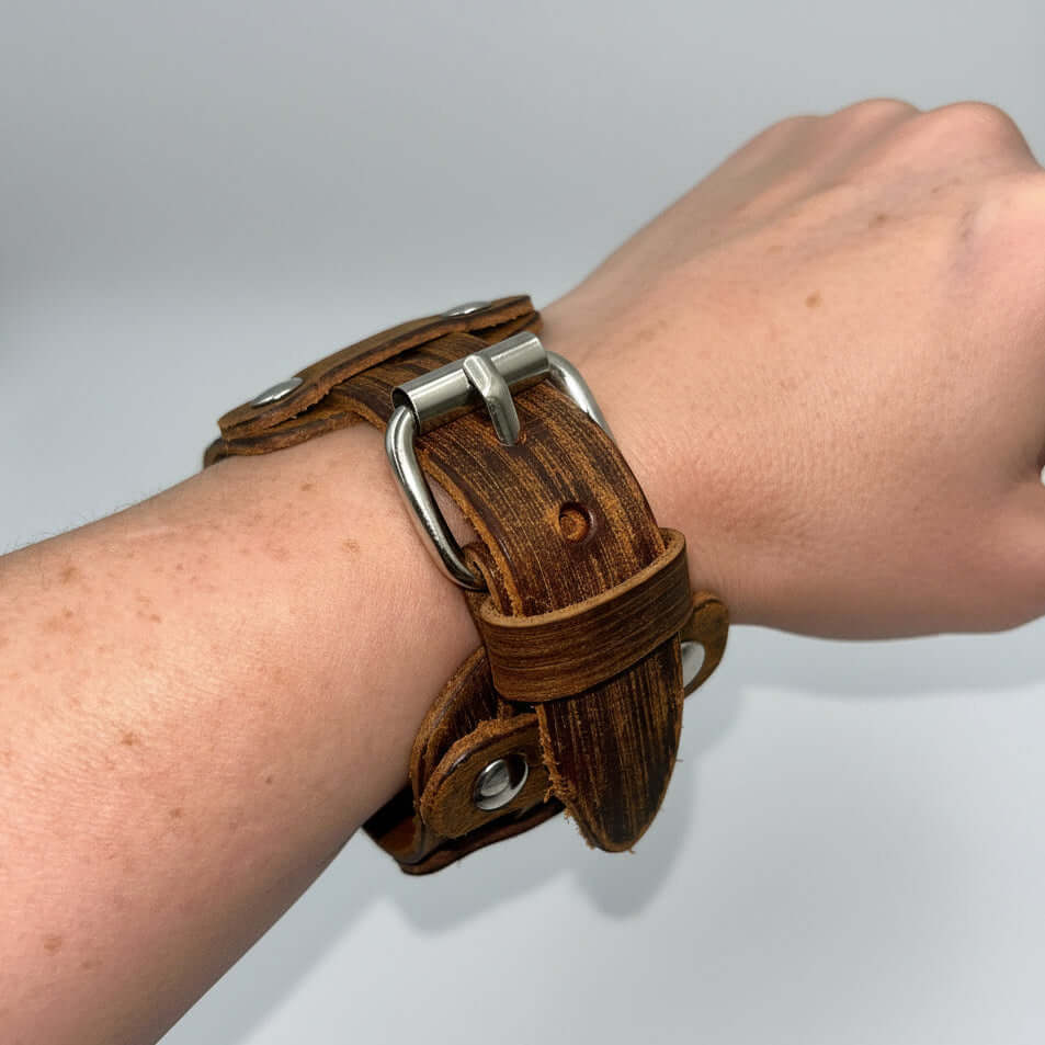 Brown leather mens bracelet  with silver buckle, mad max style- steampunkgearsa