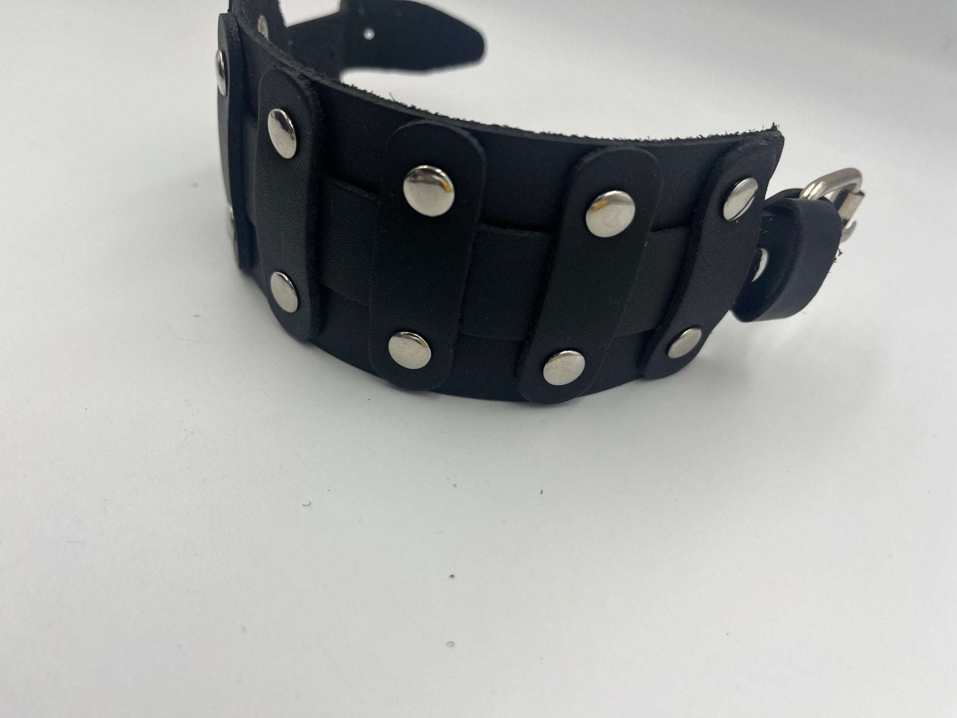 Steampunk black leather unisex armband