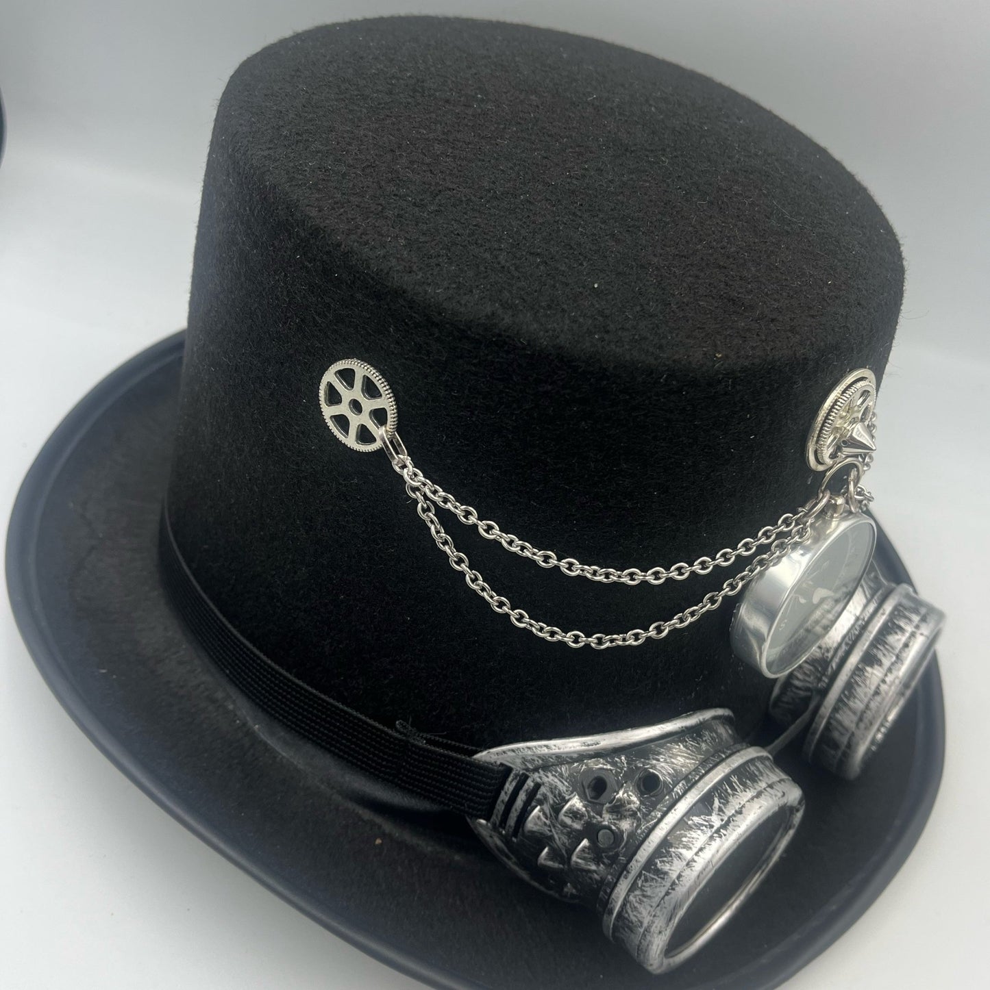 Steampunkgear- Steampunk tophat with goggles and chsins
