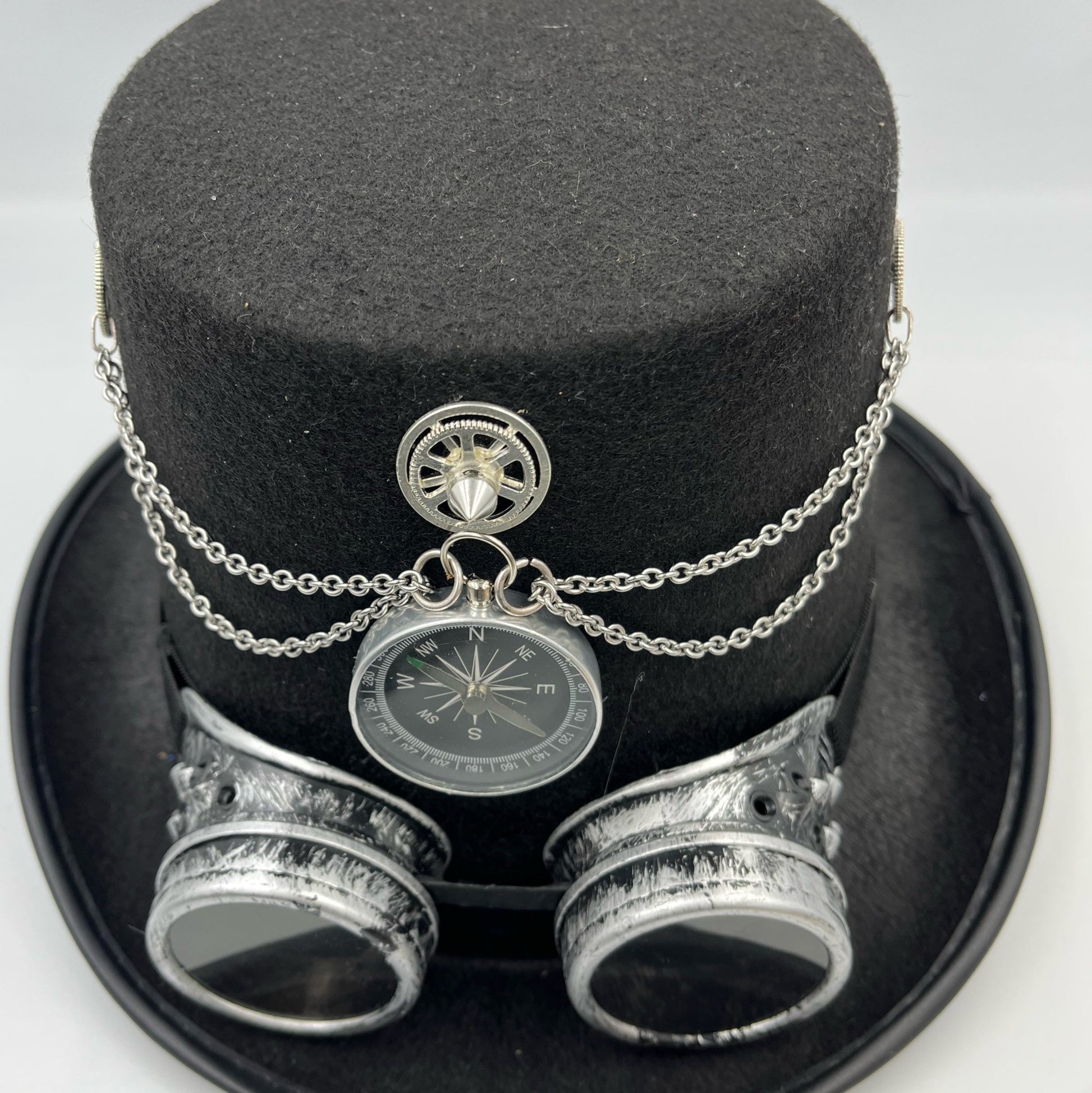Steampunkgear- Mens Steampunk themed tophat with goggles